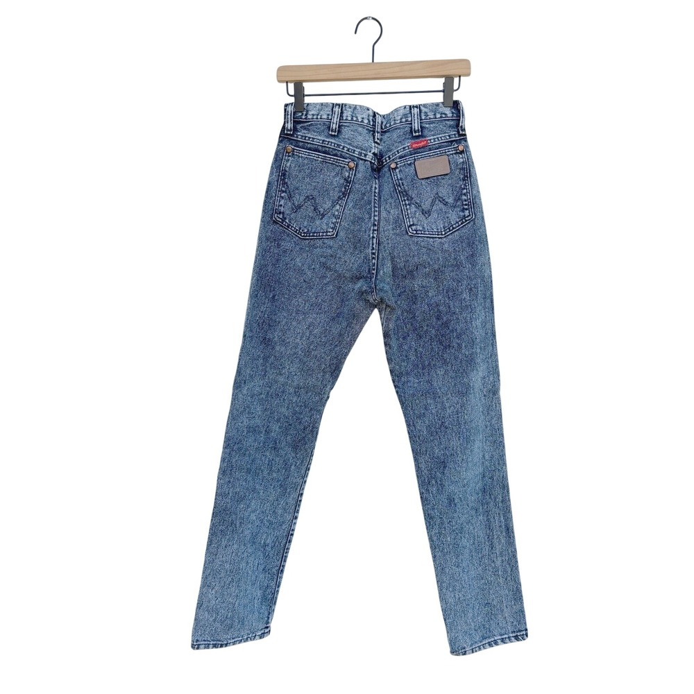 Wrangler Acid Wash, High Rise, Straight Leg, Size 9 x 32‎